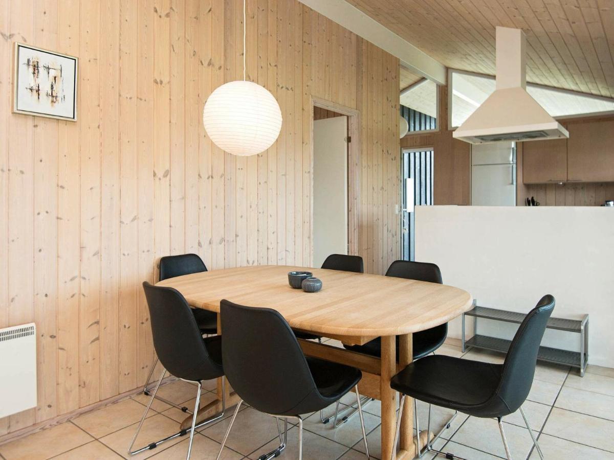 6 Person Holiday Home In Sj Lund Sjolund Buitenkant foto